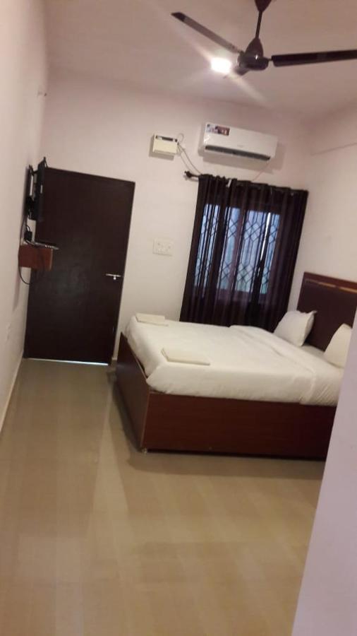 Fullmoon Beach Place Candolim Ngoại thất bức ảnh