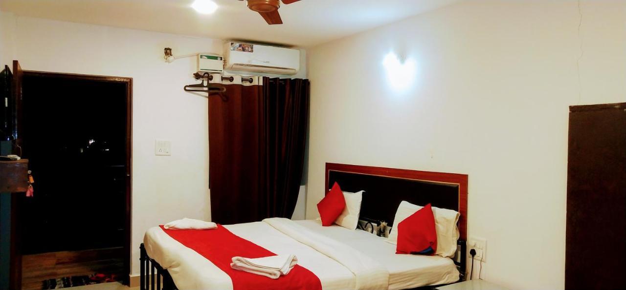 Fullmoon Beach Place Candolim Ngoại thất bức ảnh